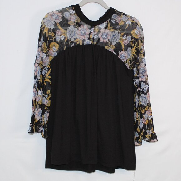 Signature Studio black top w/ sheer flared ruffle floral long sleeves S - Picture 1 of 9